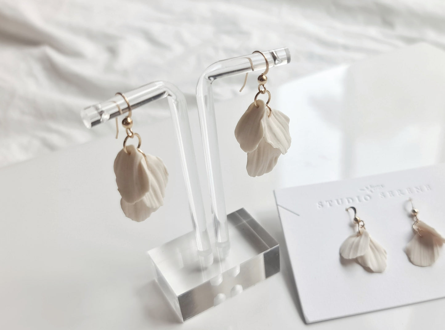 Iris Dangles