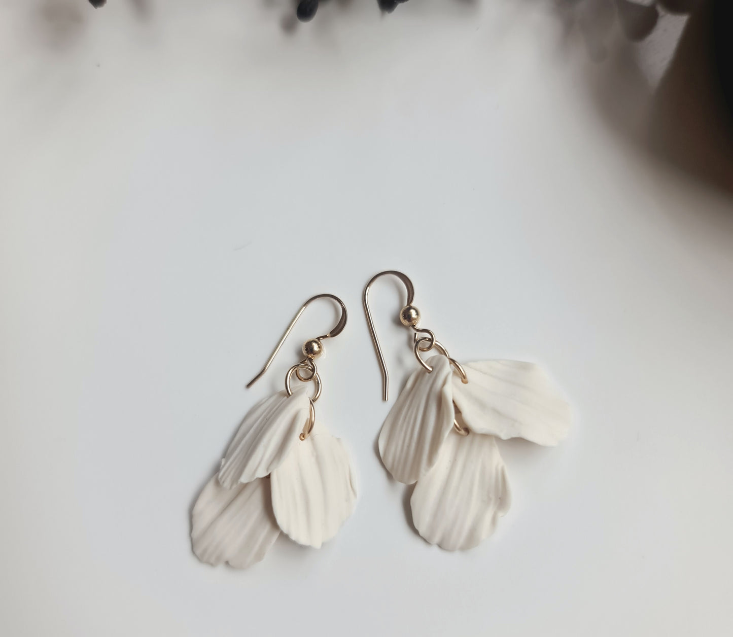 Iris Dangles